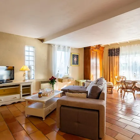 Le Melomane - Maison Climatisee Avec Jardin Clos Holiday home *