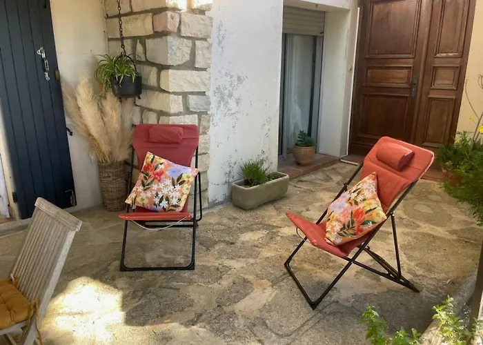 Σπίτι διακοπών Le Melomane - Maison Climatisee Avec Jardin Clos Montfrin